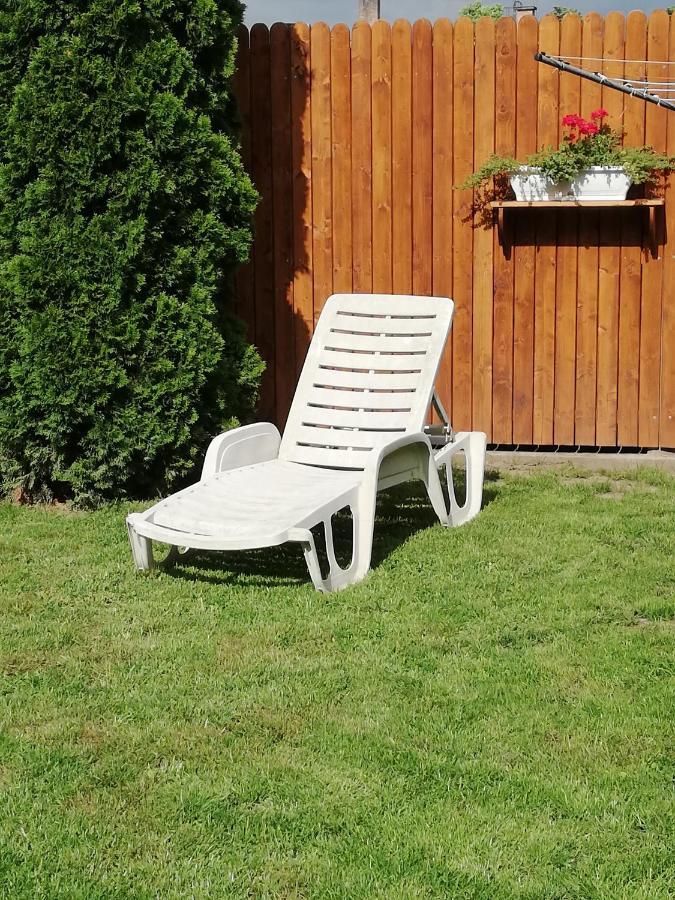 Csilla Apartman Makó Exteriör bild