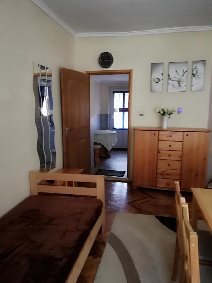 Csilla Apartman Makó Exteriör bild