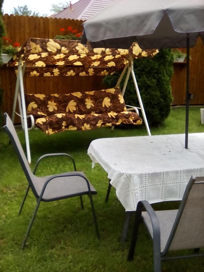 Csilla Apartman Makó Exteriör bild
