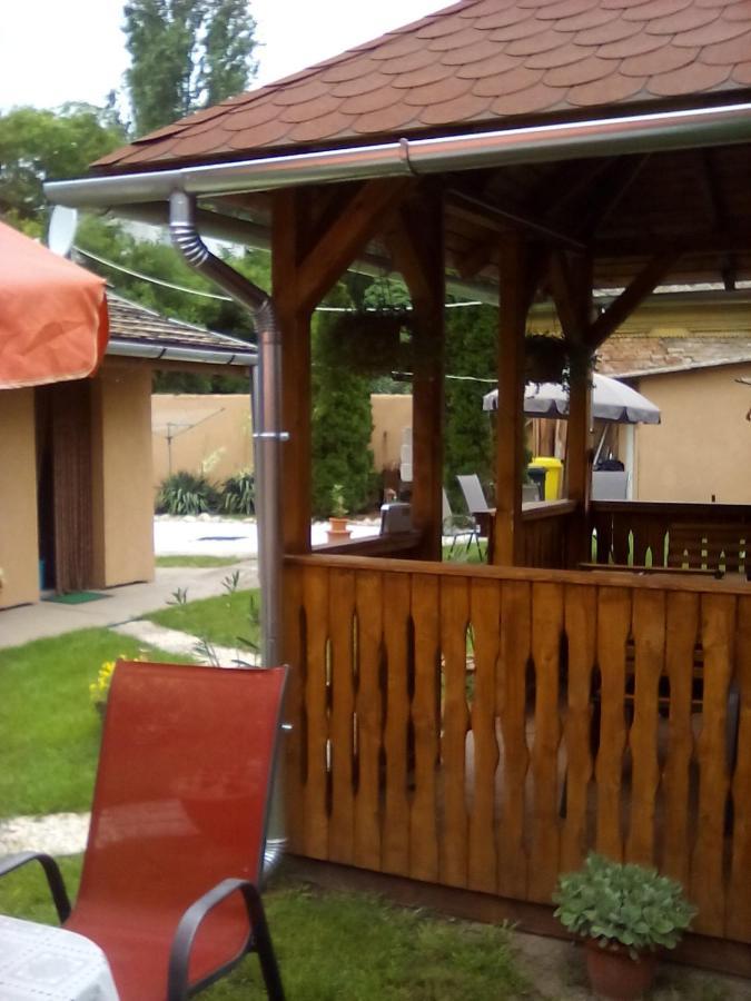 Csilla Apartman Makó Exteriör bild