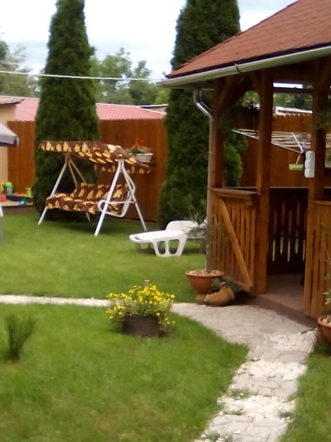 Csilla Apartman Makó Exteriör bild